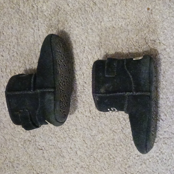 Baby UGG boots - Picture 4 of 6